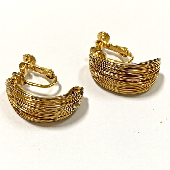 Vintage Les Bernard Clip On Earrings Gold Tone Faux Hoop Statement Chunky Runway - Picture 6 of 8